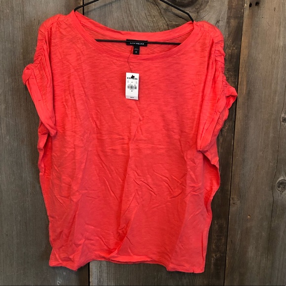 Express Tops - Express Tee in Cayenne Orange Size Medium